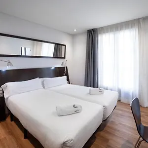 Petit Palace Arana 3*, Бильбао Испания